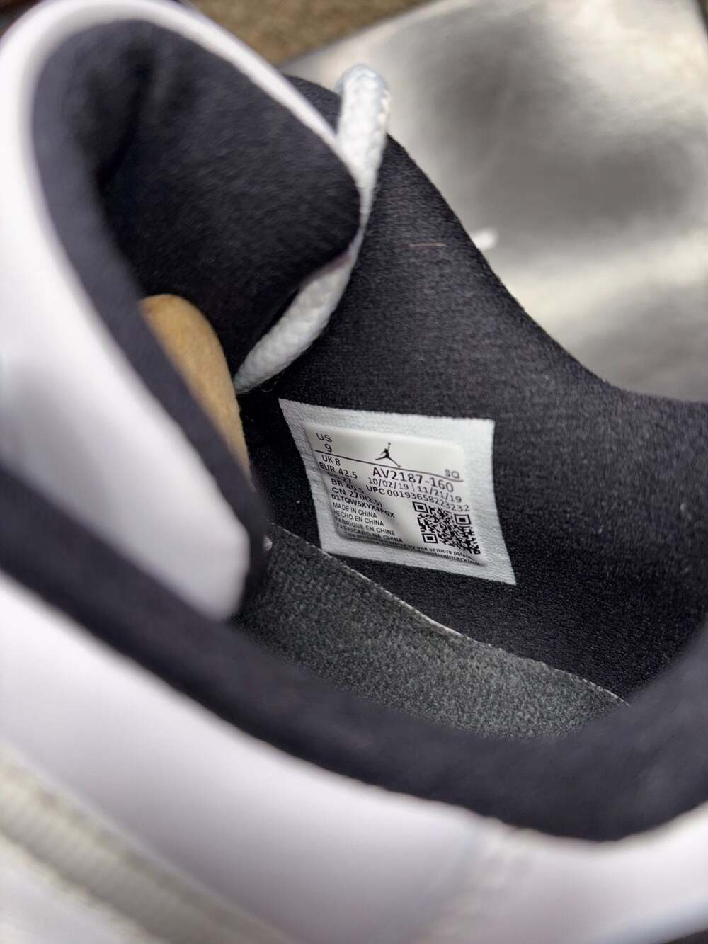 Air Jordan 11 Retro Low 'Concord Bred' (AV2187-160) - Picture 8 of 8